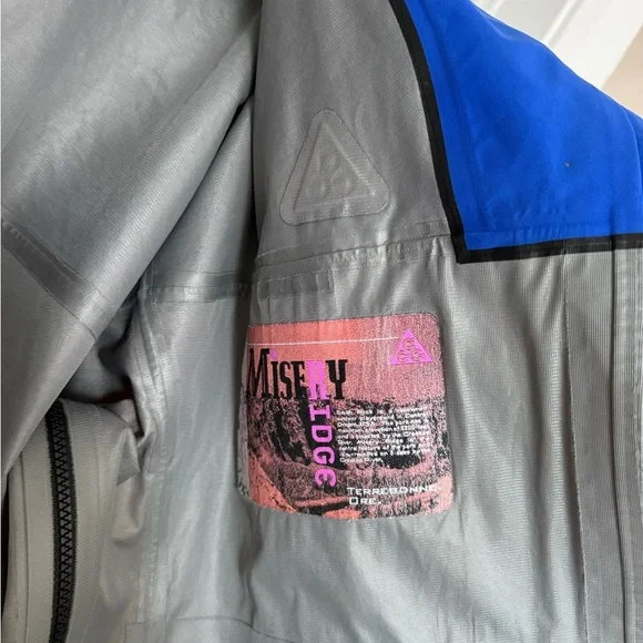Nike ACG Misery Ridge Jacket - Picture 8 of 9